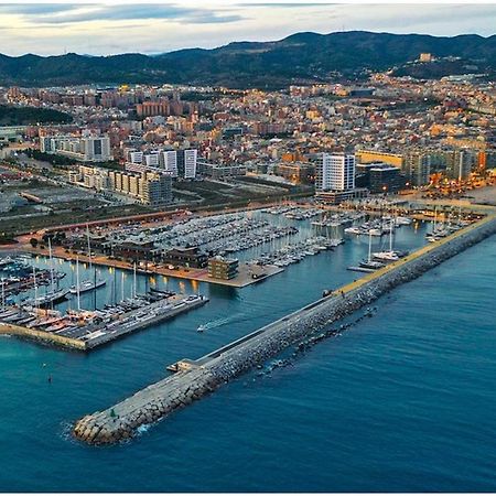 Ap4Us B1 - Apartment For Us - Sightseeing & Beach Near To Barcelona Badalona Extérieur photo