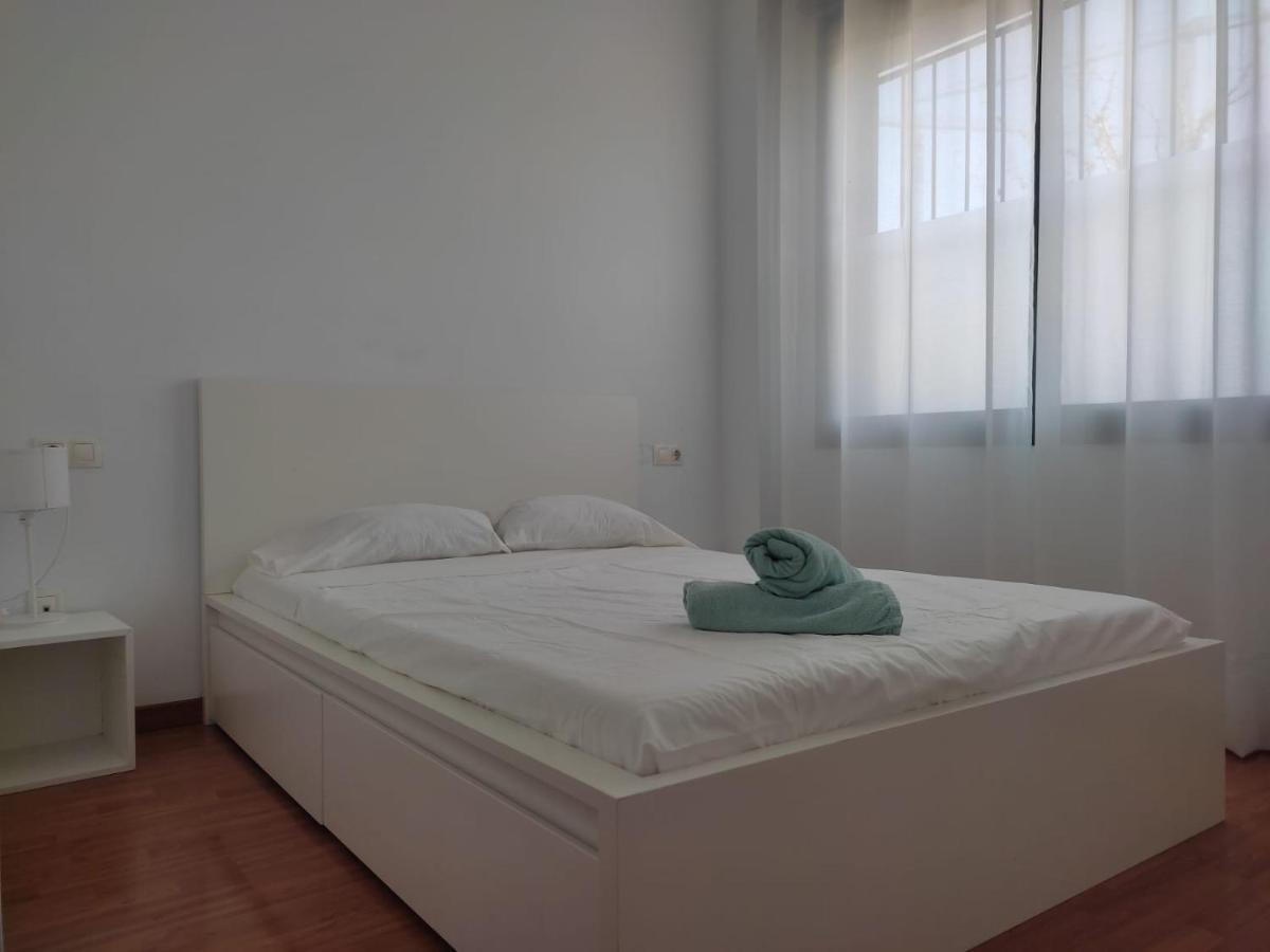 Ap4Us B1 - Apartment For Us - Sightseeing & Beach Near To Barcelona Badalona Extérieur photo